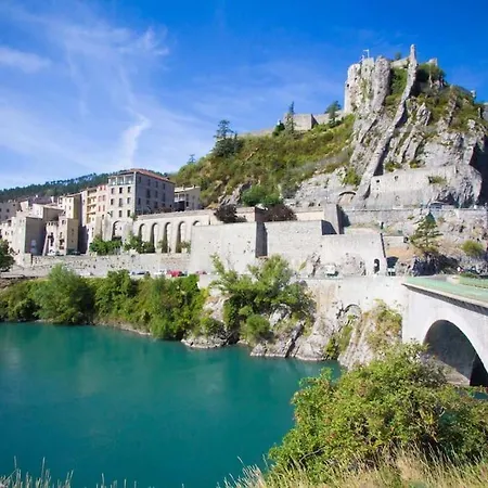 Le Cocon De Apartment Sisteron